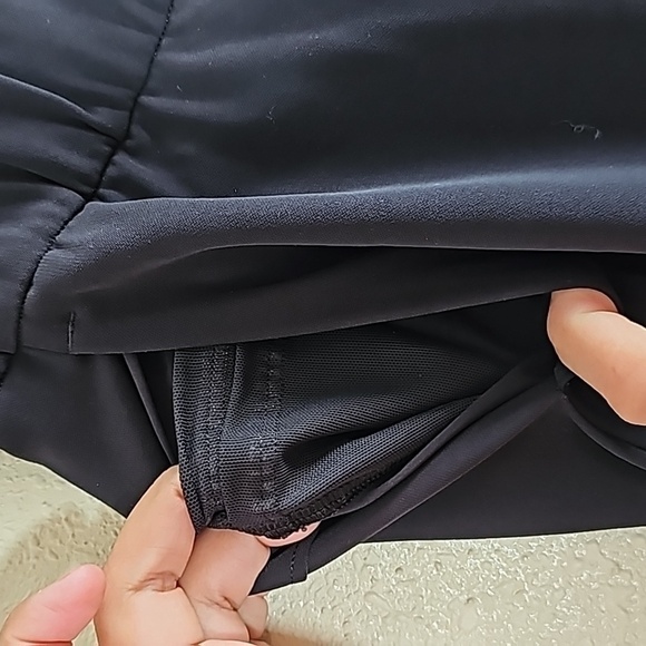 Lululemon Black Trousers - Picture 6 of 10